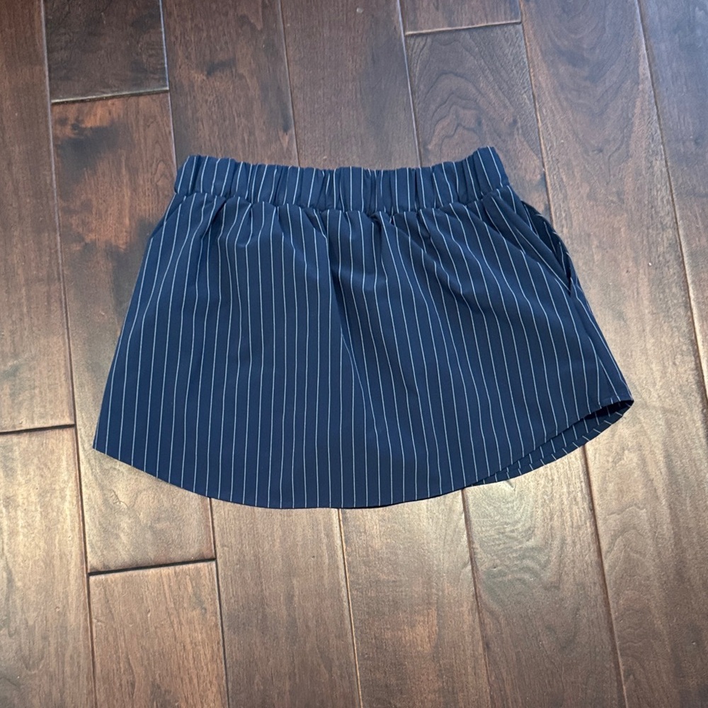Alo Navy Pinstripe Athletic Skirt - Picture 2 of 2